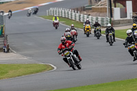 Vintage-motorcycle-club;eventdigitalimages;mallory-park;mallory-park-trackday-photographs;no-limits-trackdays;peter-wileman-photography;trackday-digital-images;trackday-photos;vmcc-festival-1000-bikes-photographs